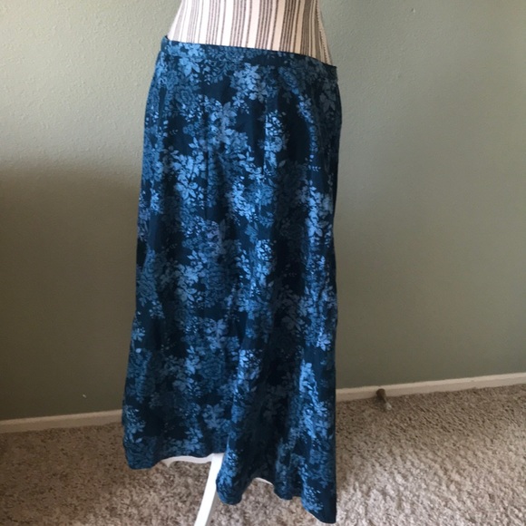 Croft & Barrow Corduroy Skirt - Picture 1 of 5